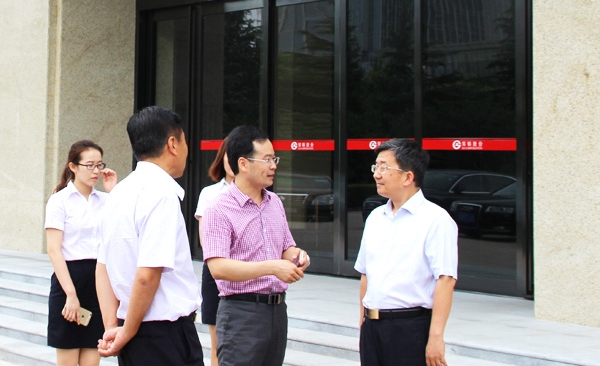 河南省商务厅副厅长张雷明莅临豪门国际调研